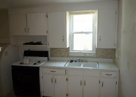 5th image of 1837 & 1839 Olympic St