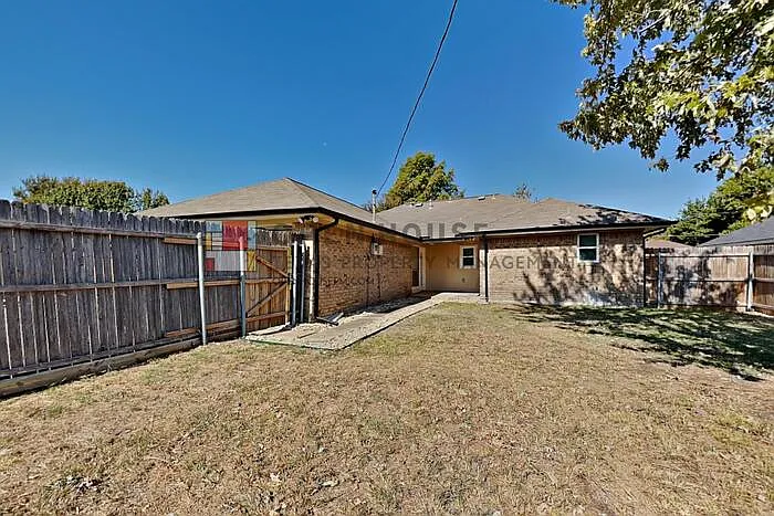3912 Missouri St — Photo 18
