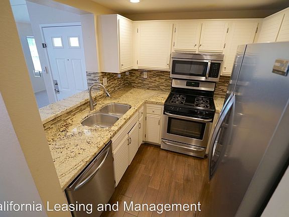 3rd image of 24149 Del Monte Dr Unit 308