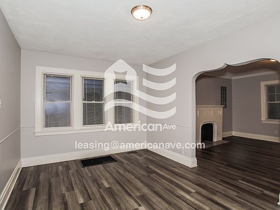 4-Living Room