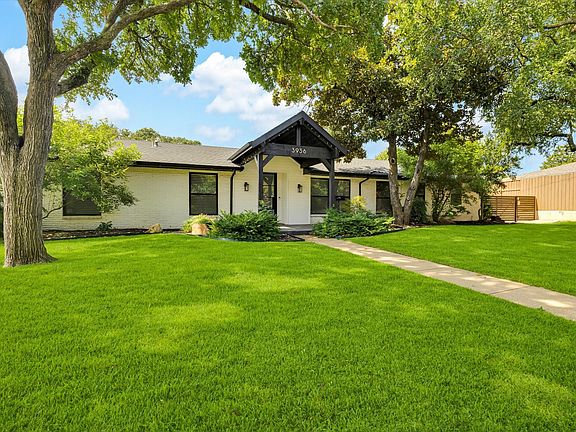 2nd image of 3936 Cedar Bayou Dr