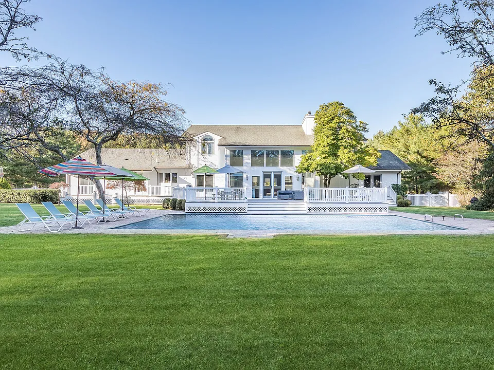 42 Broidy Ln