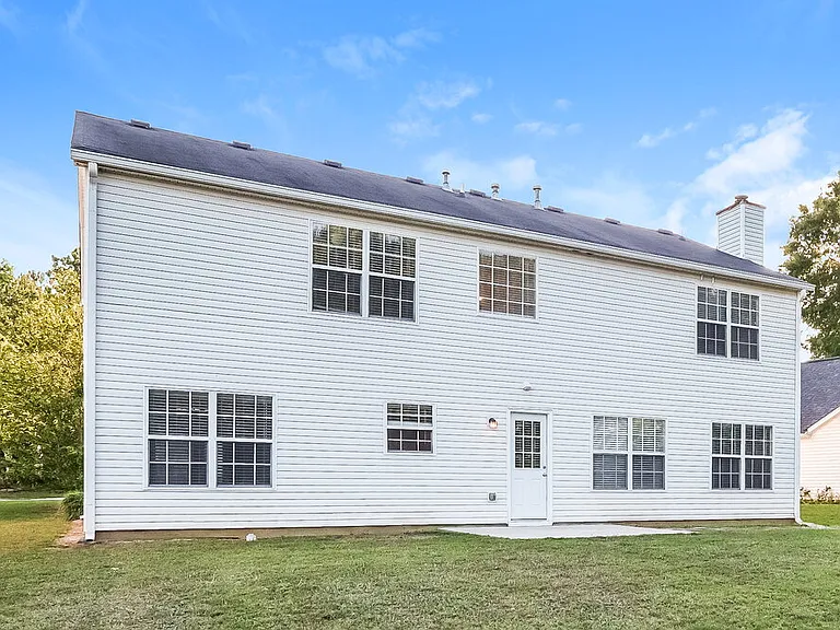 4065 Crescent Walk Ln — Photo 17