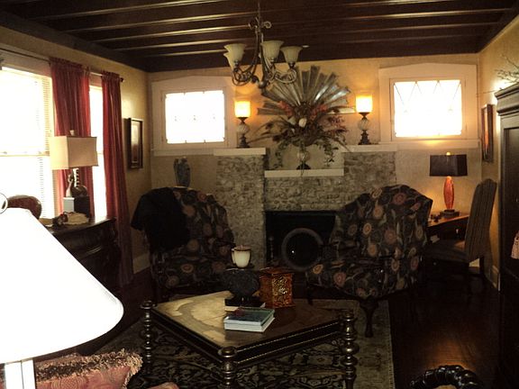 Living room, stone fire plac