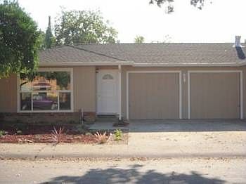 1st image of 871 Park Dr