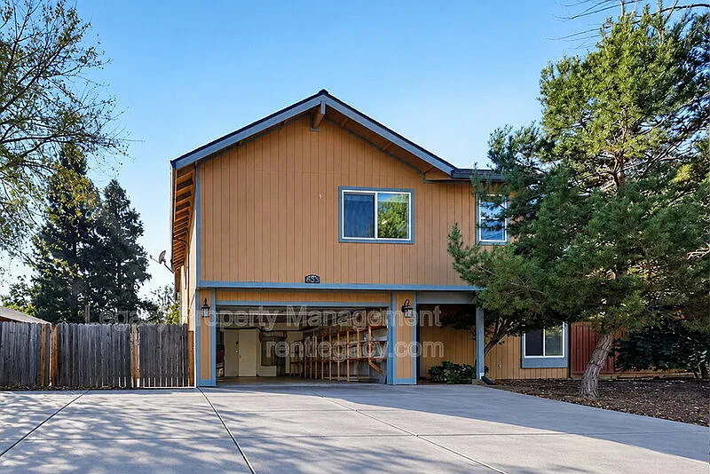 6848 Sugar Maple Way