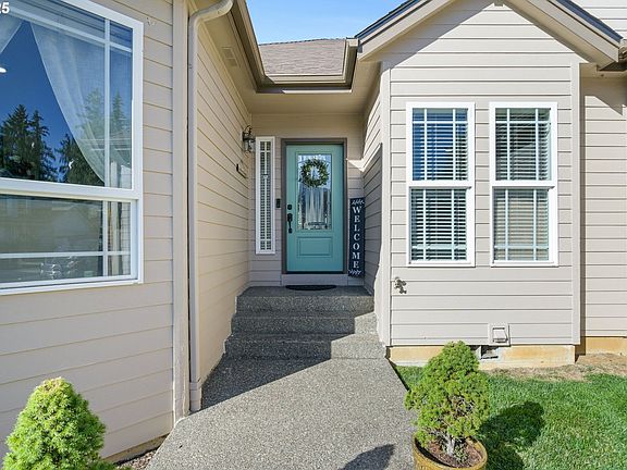 4th image of 17063 SE Macanudo St