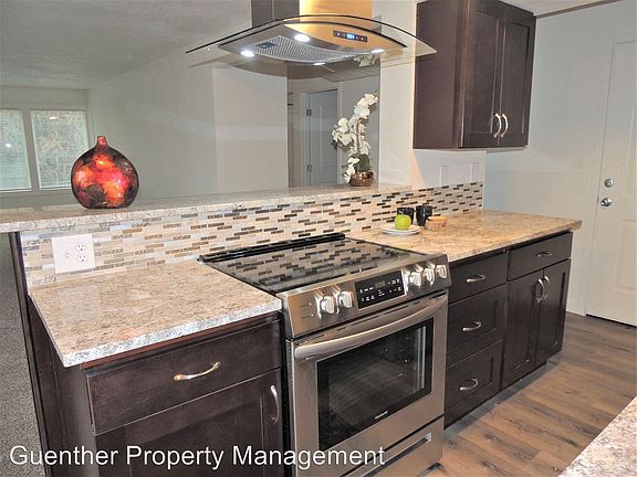 2nd image of 112 W Cliff Dr APT 207