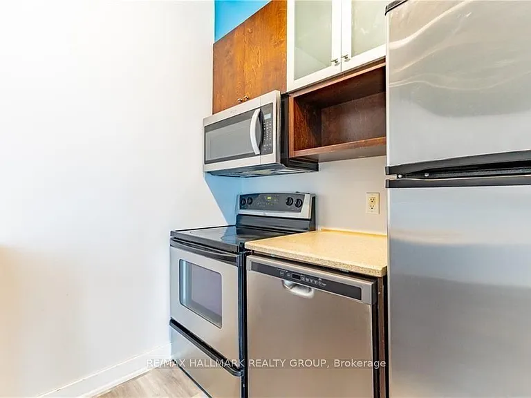 179 George St #1105 — Photo 8