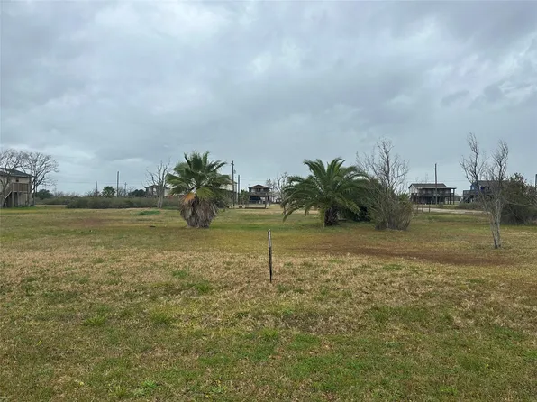 Lots 9 10 Front Ave Lot 9-10, Pt Bolivar, TX 77650