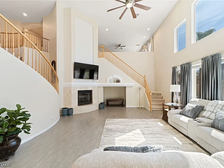 8929 Glenistar Gate Ave — Photo 14