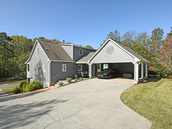4th image of 4492 Pine Hill Ter NE