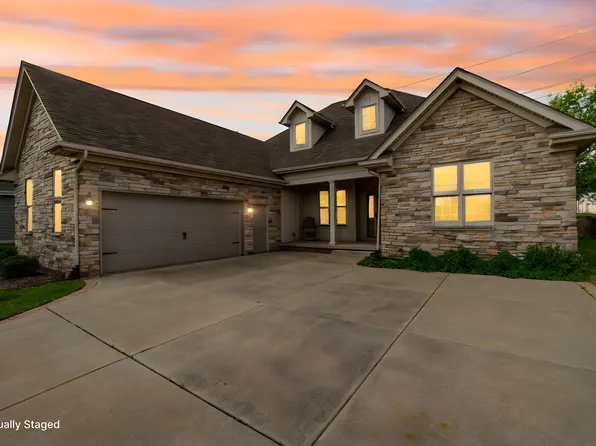 5976 Dune Harbor Dr, Portage, IN 46368