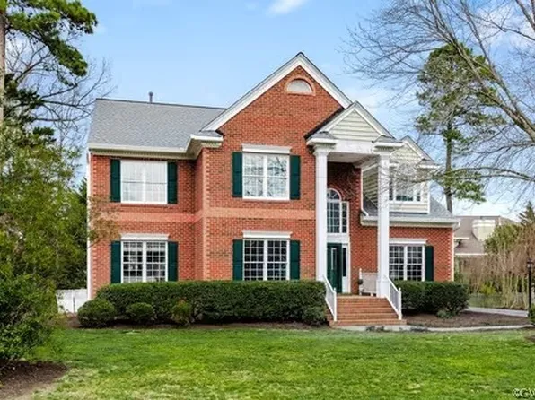 6008 Brentmoor Dr, Glen Allen, VA 23059