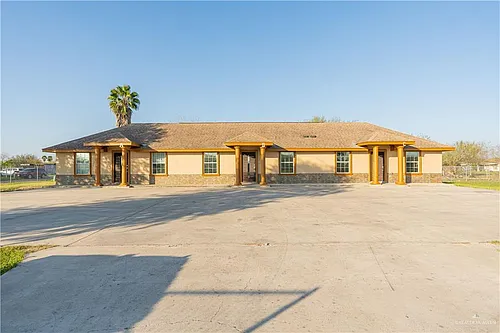17002 Queen Palm Dr Photo 1