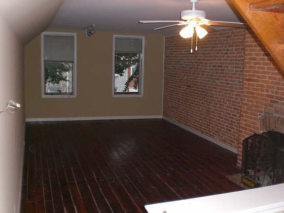 2nd floor living room twrds street