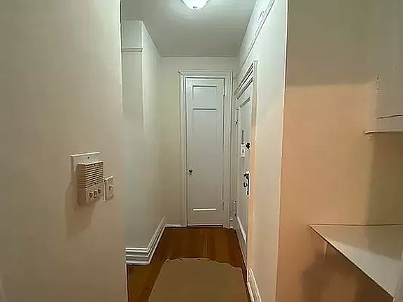 5th image of 8912 170th St #2