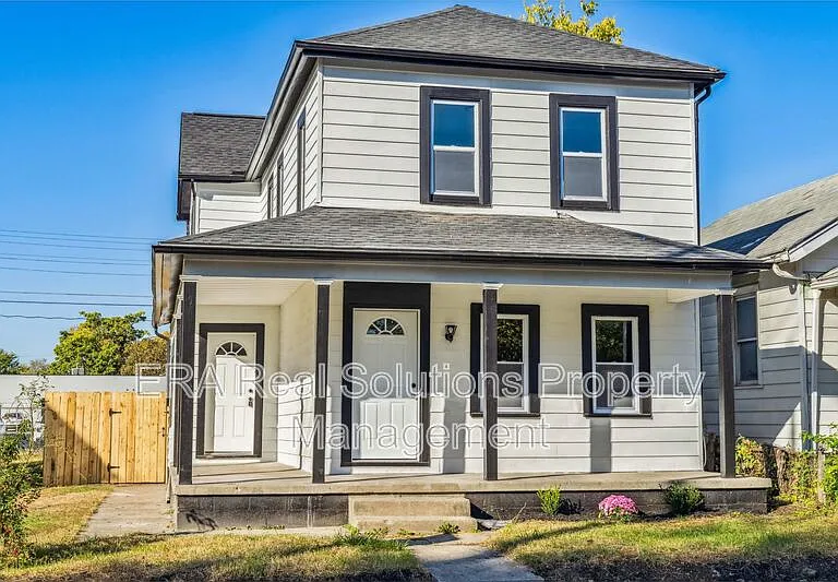 105 Rodgers Ave — Photo 53