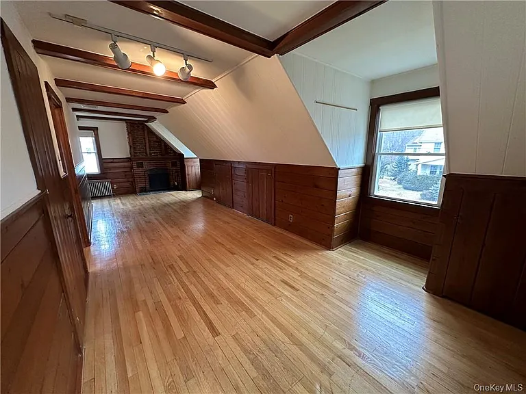 17 Harriman Ave #B — Photo 11