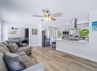 805 Alamanda Dr, North Palm Beach, FL 33408