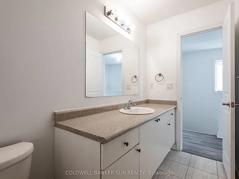 59 Todd Cres — Photo 23