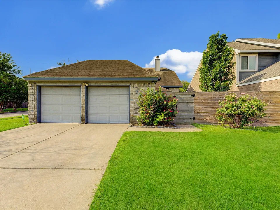 3603 Storm Creek Dr