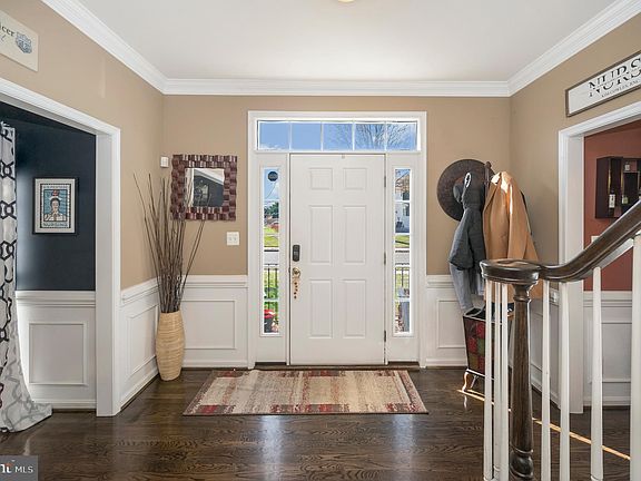 2nd image of 10801 Samantha Pl