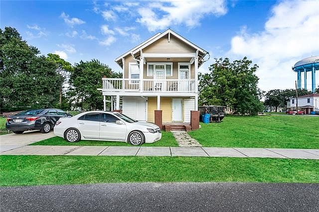 2nd image of 1409 Angela Ave