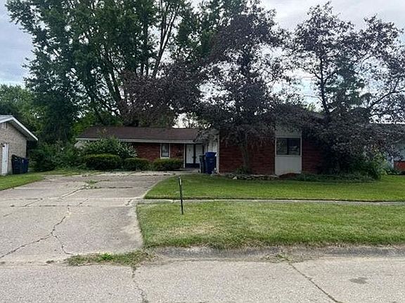 2nd image of 1821 Rockcreek Ln