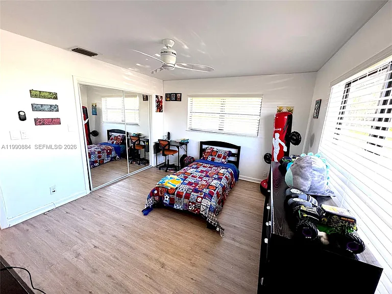 4905 Bayberry Ln — Photo 23