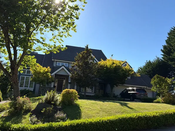 9837 NW Skyview Dr, Portland, OR 97231