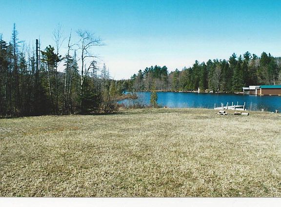 4th image of 12 Hemlock Dr