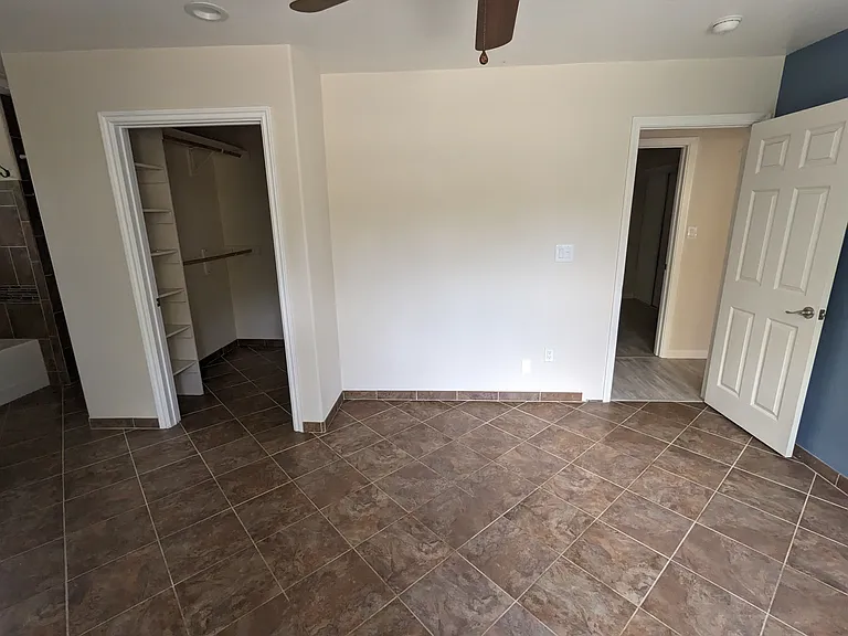 109 La Verne Ave — Photo 17