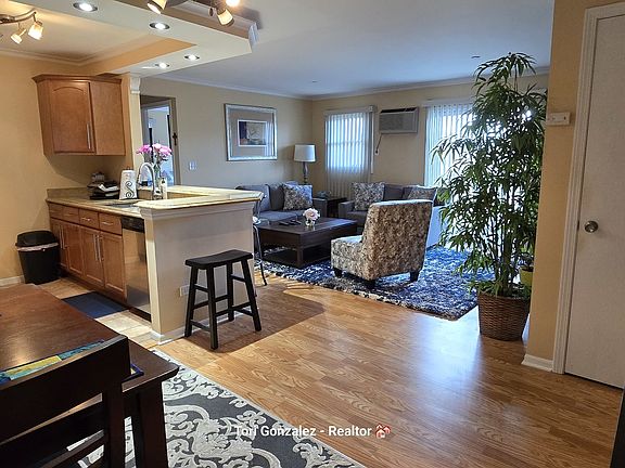 5th image of 1375 Cunat Ct APT 2A