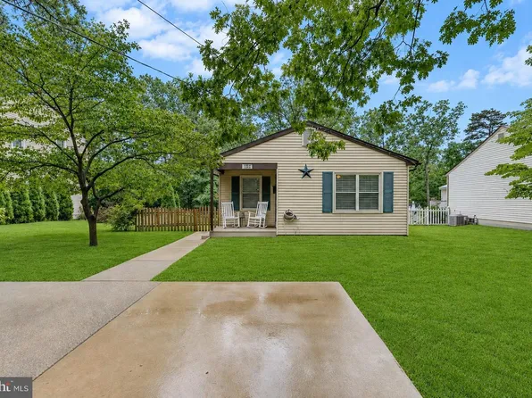 134 E 11th Ave, Pine Hill, NJ 08021