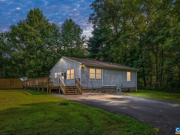 60 Sunset Cir, Stanardsville, VA 22973