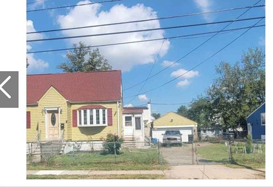 1st image of 214 Campbell St