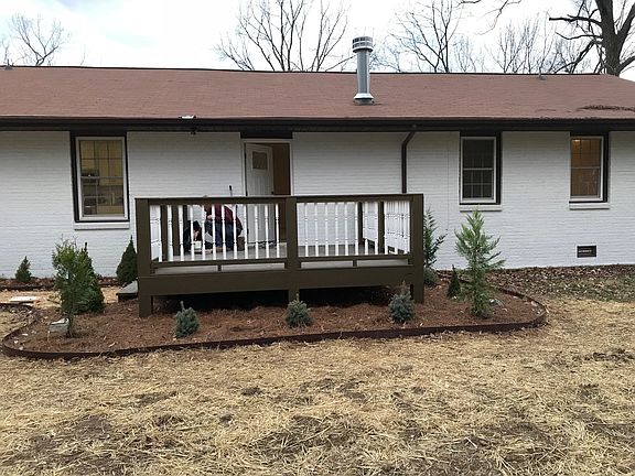 3rd image of 116 Foxland Dr