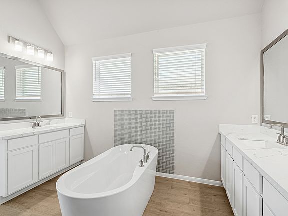 Owner s Bath