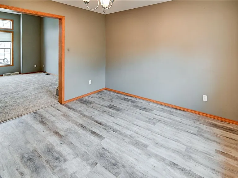400 Muirfield Ct — Photo 18