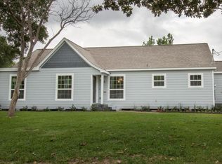 916 Fairbanks St, Houston, TX 77009
