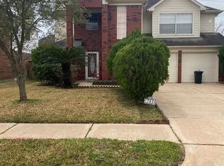 702 Bold Ruler Dr, Stafford, TX 77477