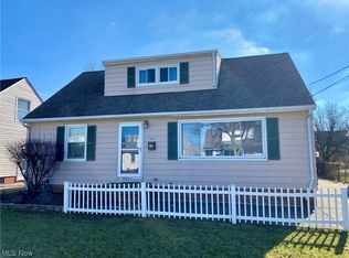 30028 Warren Rd, Wickliffe, OH 44092