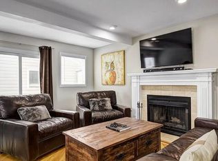12 Millrise Cres SW, Calgary, AB T2Y2H6
