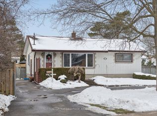 2592 Trulls Rd, Clarington, ON L1E 2N3