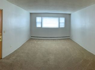 1255 11th St N APT 6, Fargo, ND 58102
