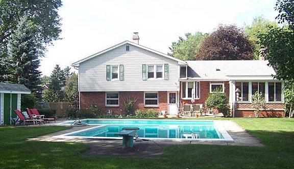 2nd image of 15 Park Ln