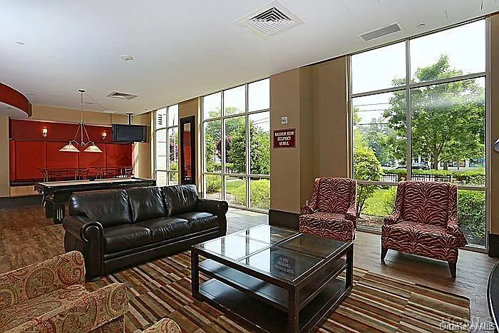 300 Mamaroneck Ave #334 — Photo 3
