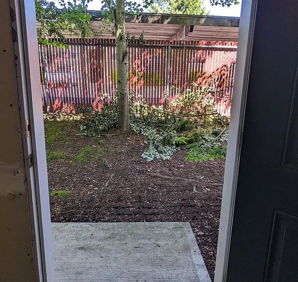 Halsey East Townhomes — Photo 57