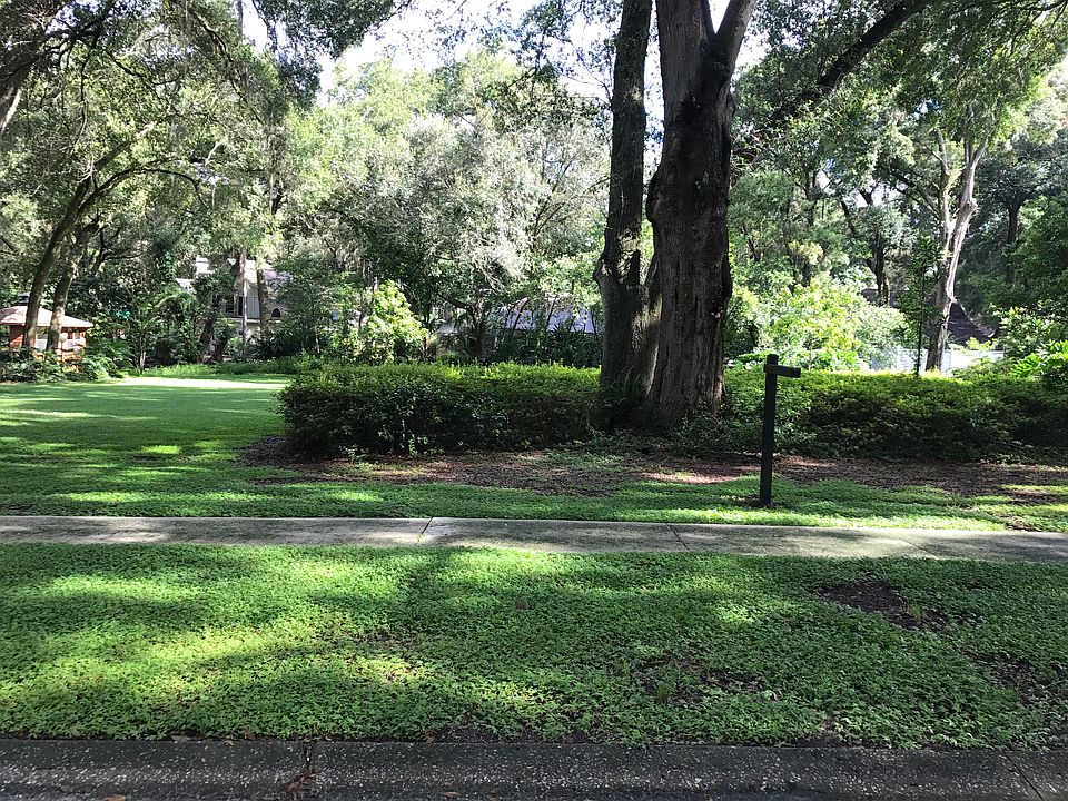 1st image of 2406 College Hill Dr